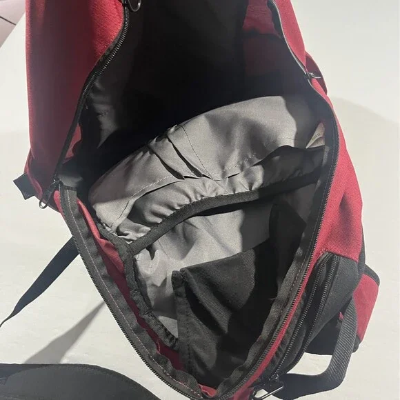 Nike Training Brasilia Gym School Backpack Poly RED Bookbag Travel FLAW - Picture 7 of 10